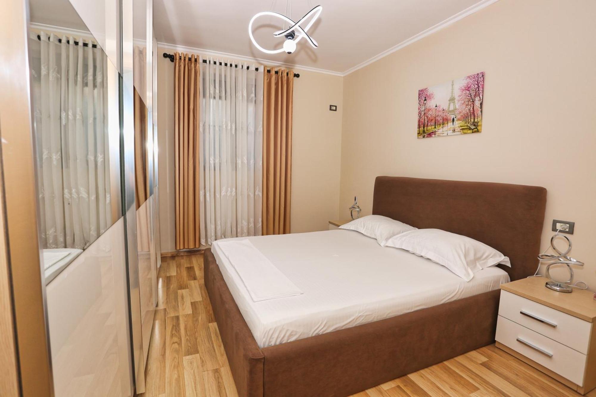 R&B City Center Apartment Τίρανα Εξωτερικό φωτογραφία