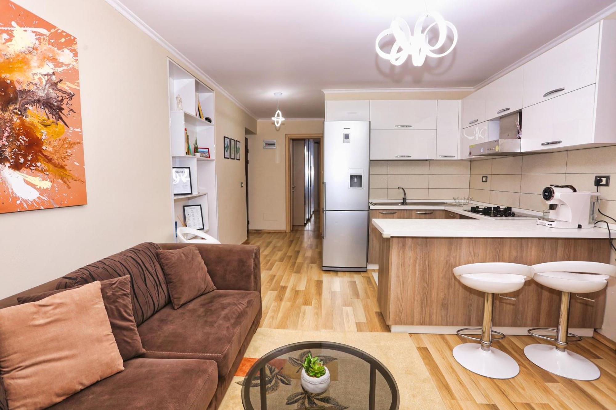 R&B City Center Apartment Τίρανα Εξωτερικό φωτογραφία