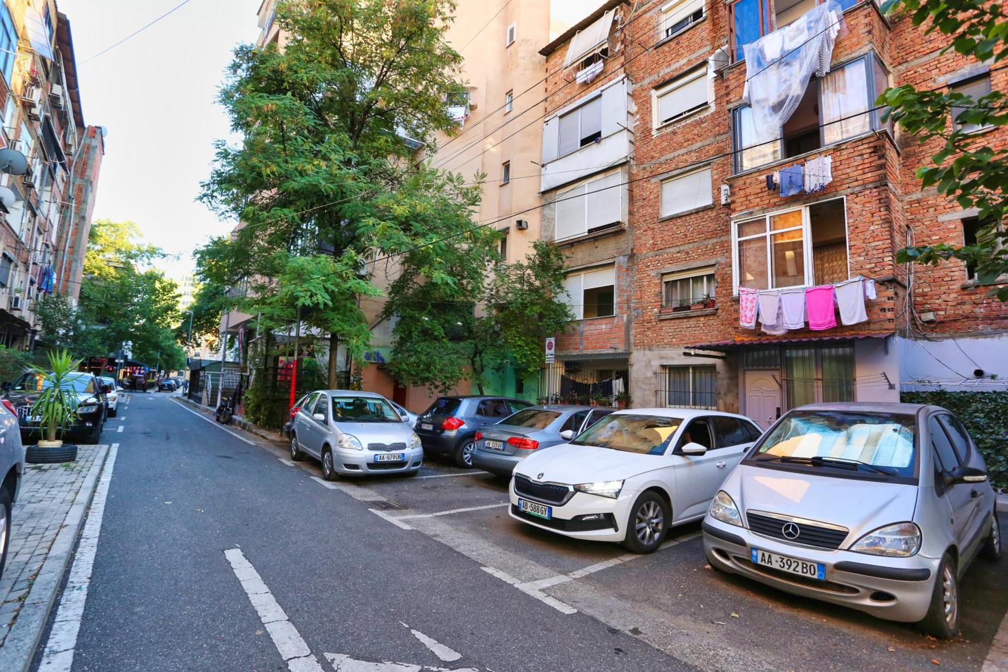 R&B City Center Apartment Τίρανα Εξωτερικό φωτογραφία